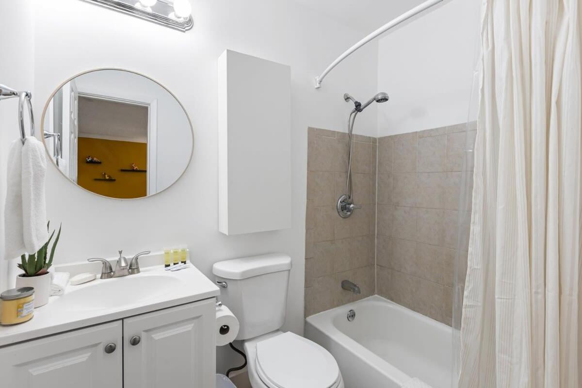 The Yellow Submarine @sailboat Bend * Fort Lauderdale